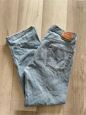Y2K Vintage Levi's Men's Faded Light Blue Denim Straight Leg Jeans Size 36x32